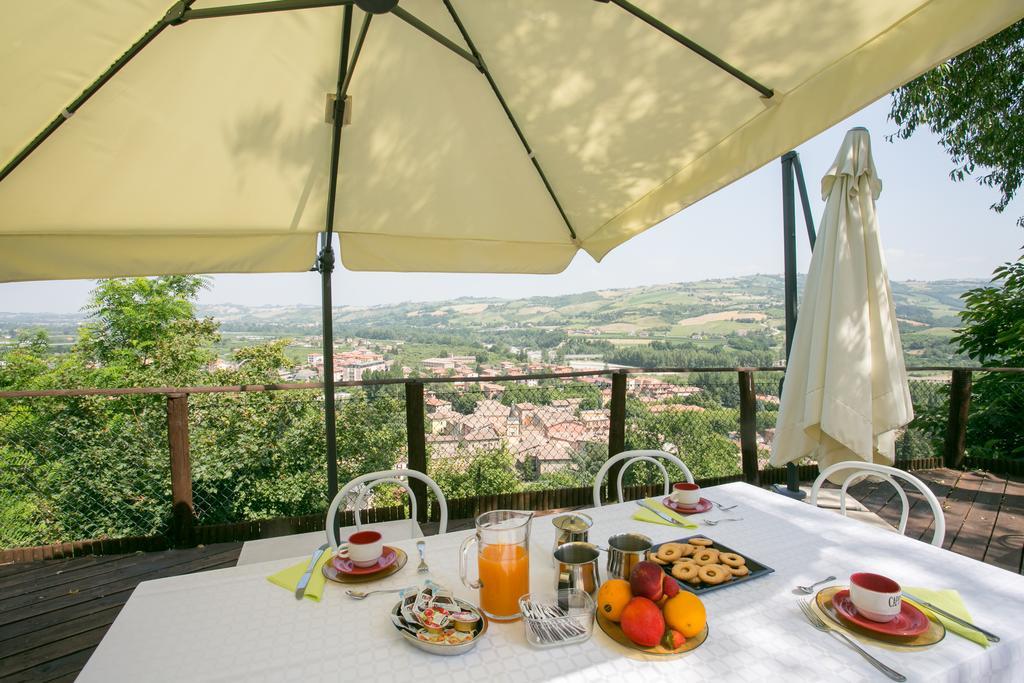 Castello Di Marano Sul Panaro - Room & Breakfast Luaran gambar